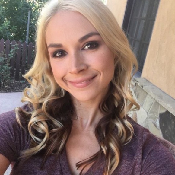 Meet your Posher, Janice - Picture 1 of 1